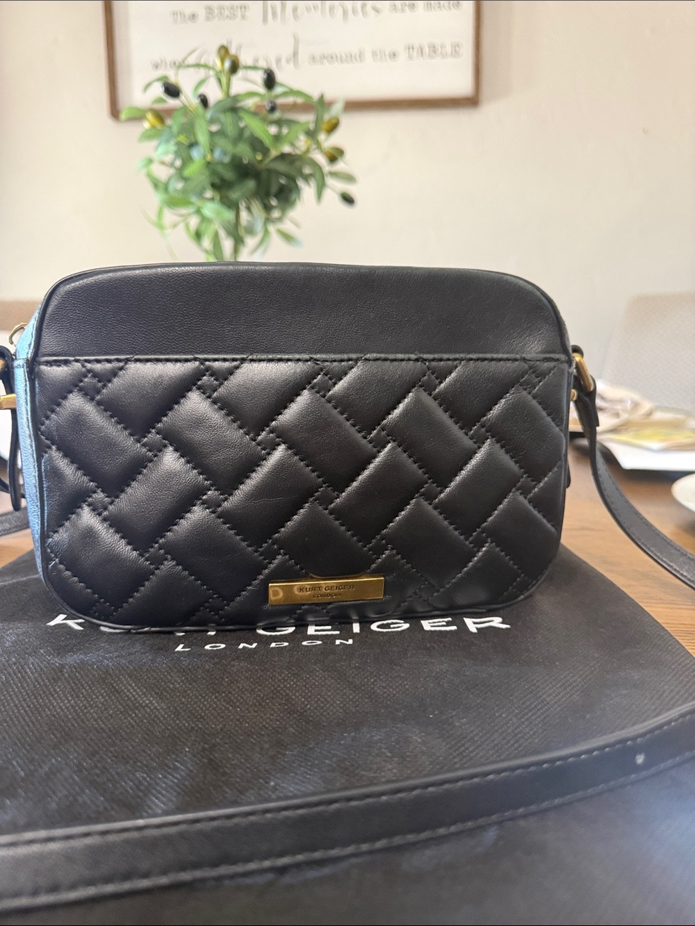 Kurt Geiger Black Quilted Crossbody with Gold Lion Accent - Picture 2 of 3